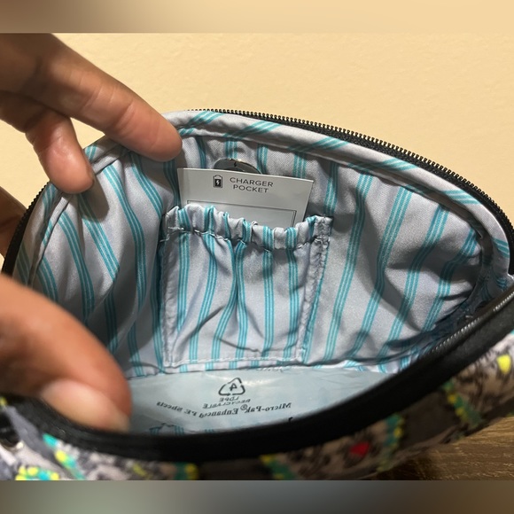 NWT Vera Bradley Iconic Little Crossbody - Picture 5 of 5